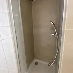 Konukevi & 